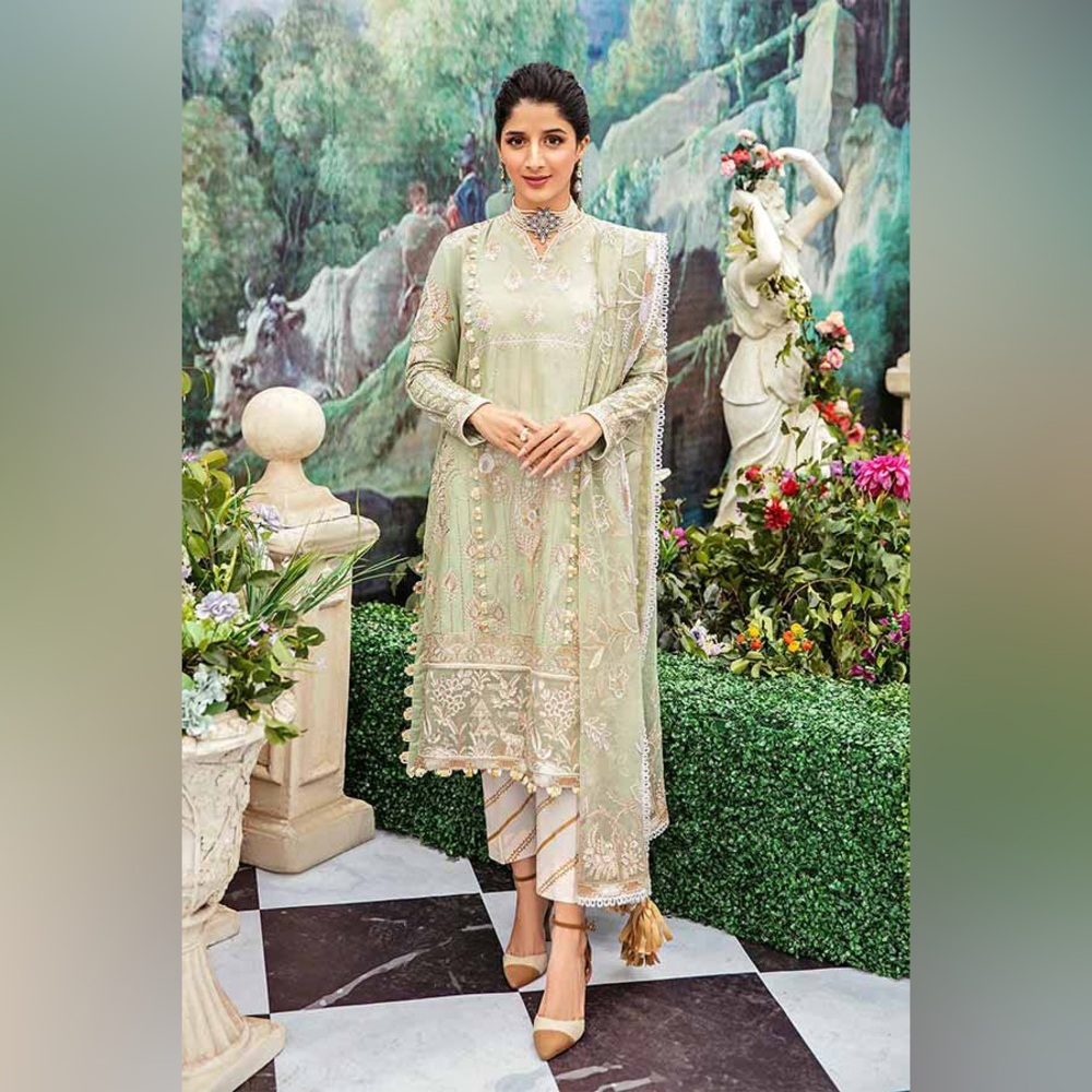 Pakistani brand Afrozeh outfit
